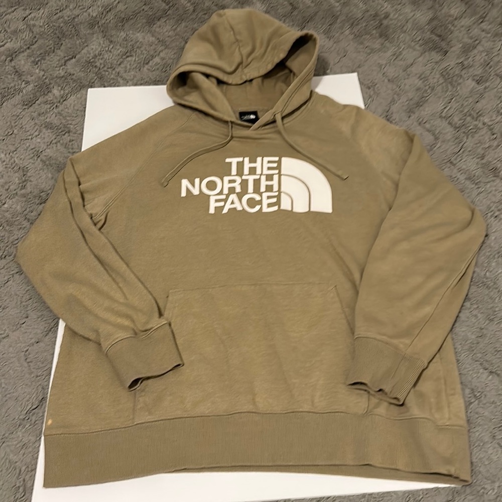 A North Face women’s coat size large
